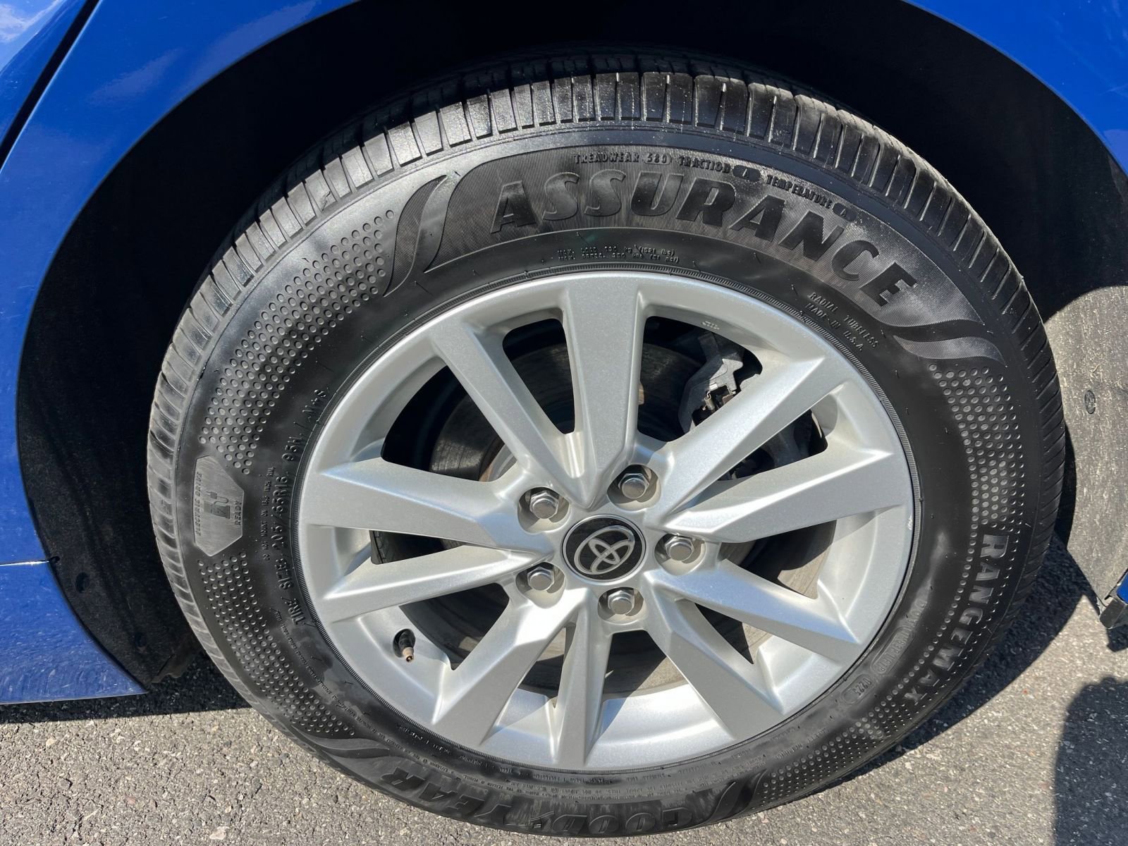 Thumbnail: 2025 Toyota Camry - 29