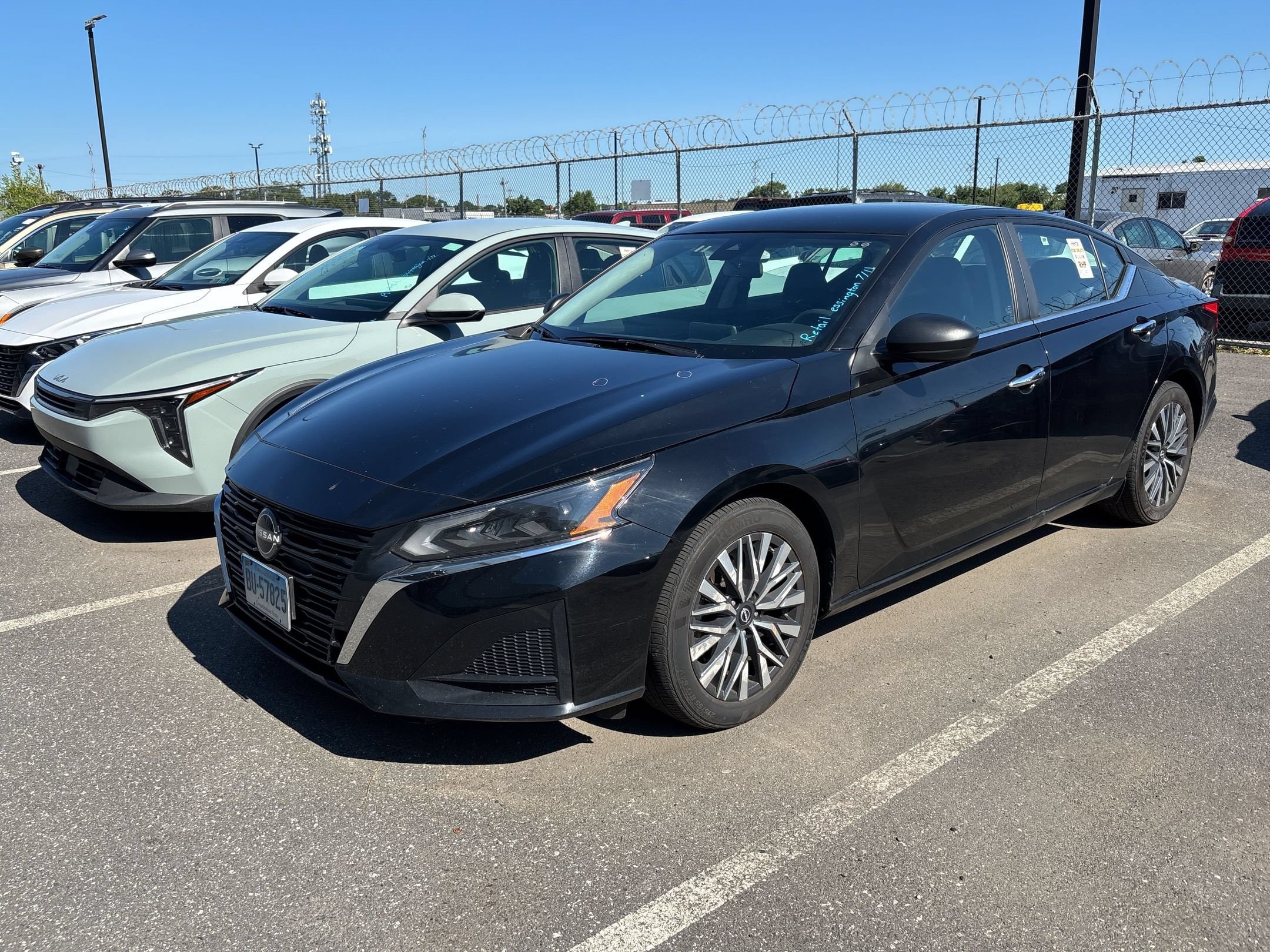 Thumbnail: 2025 Nissan Altima - 17