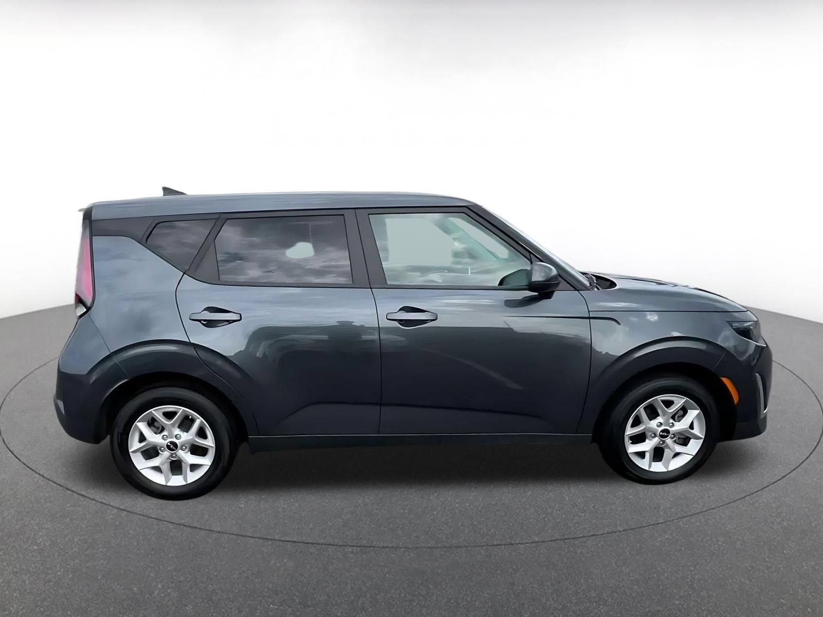 Thumbnail: 2025 Kia Soul - 16