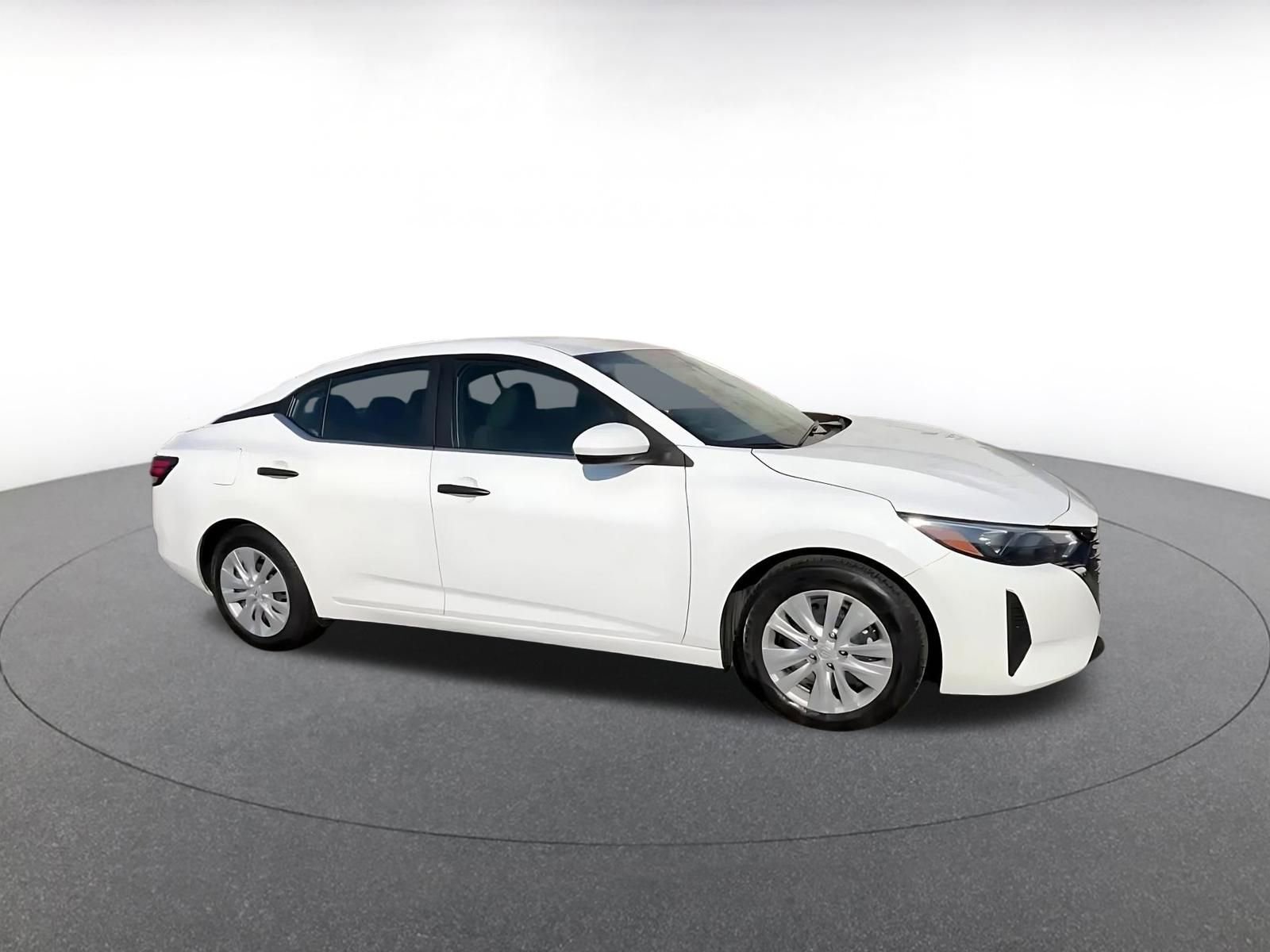 Thumbnail: 2025 Nissan Sentra - 2