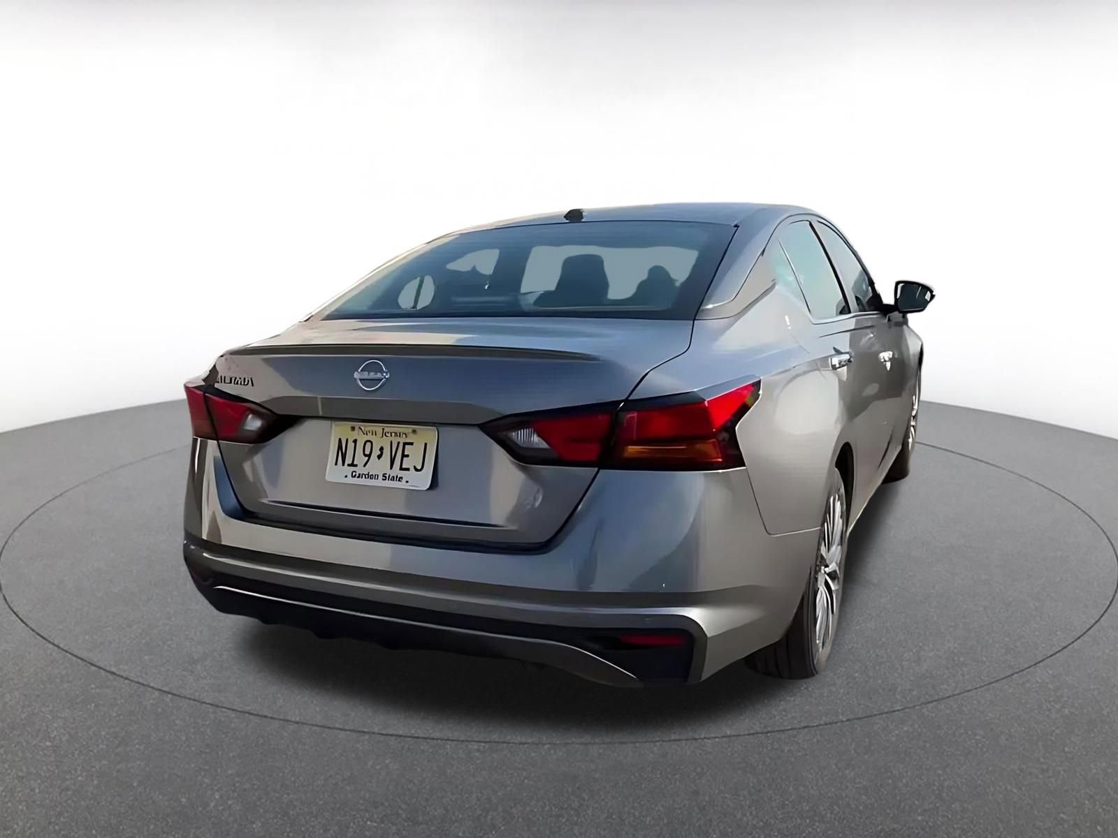 Thumbnail: 2025 Nissan Altima - 13