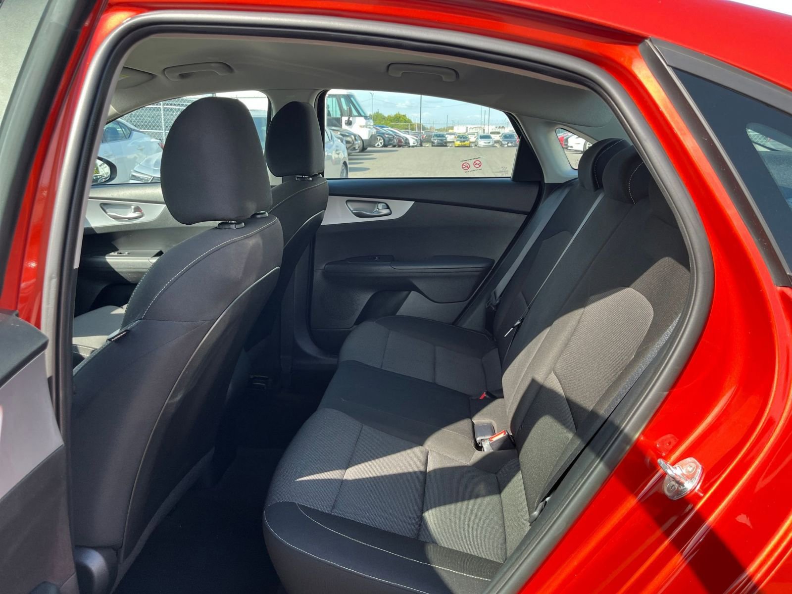 Thumbnail: 2023 Kia Forte - 23