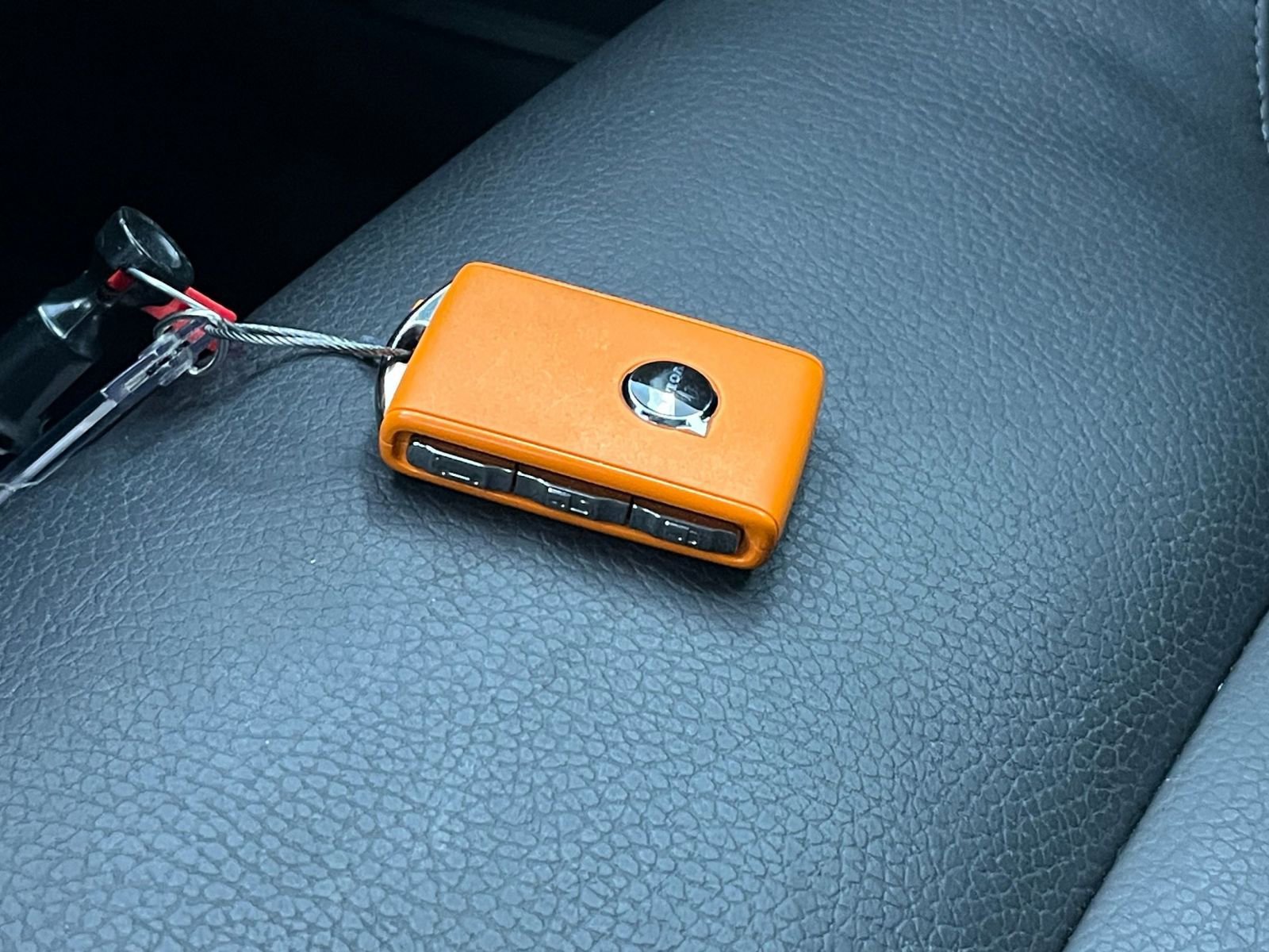 Thumbnail: 2025 Volvo S60 - 22