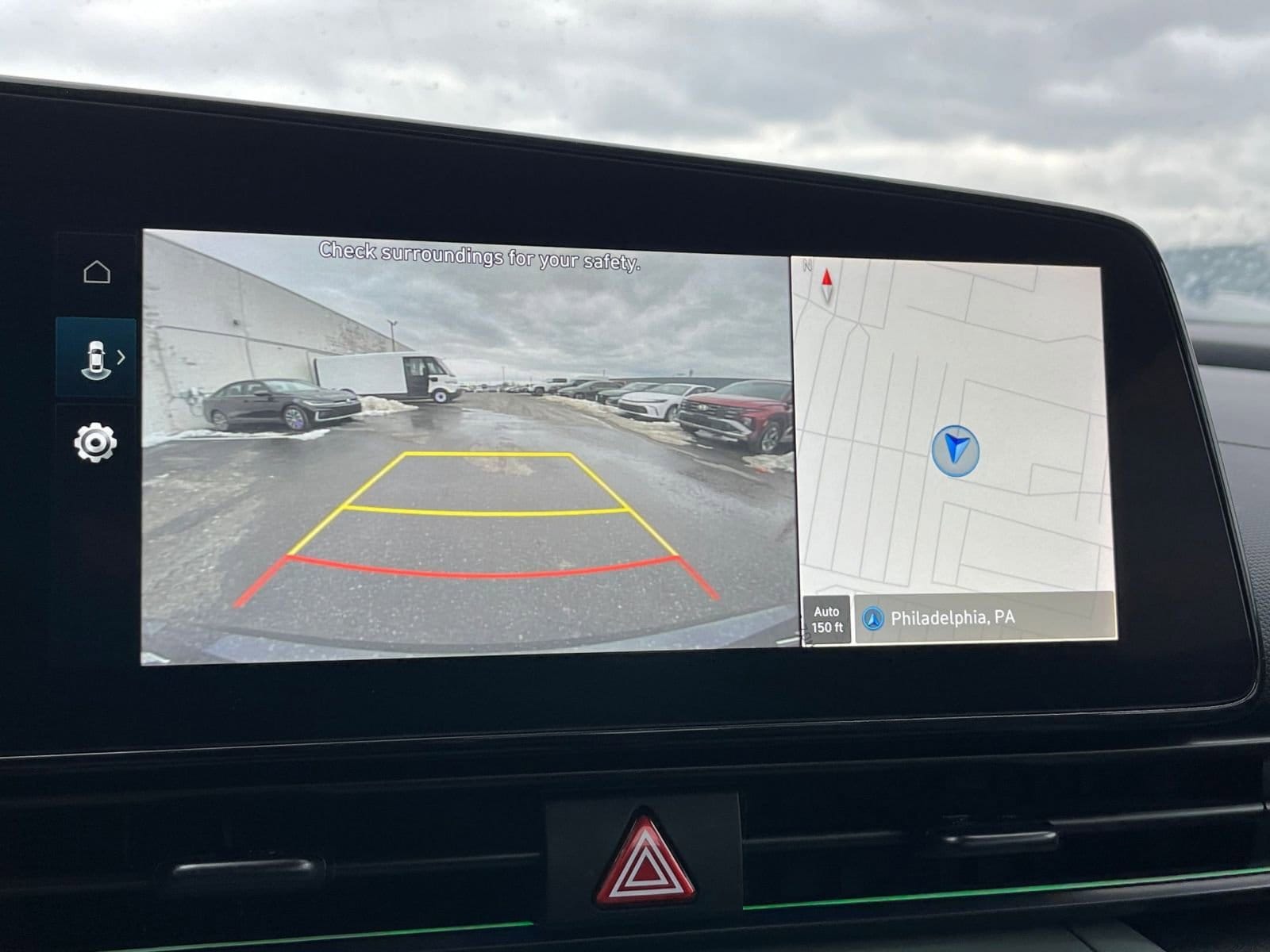 Thumbnail: 2025 Hyundai Elantra - 25