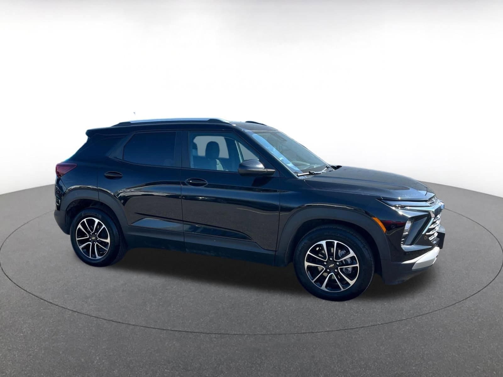 Thumbnail: 2025 Chevrolet TrailBlazer - 1