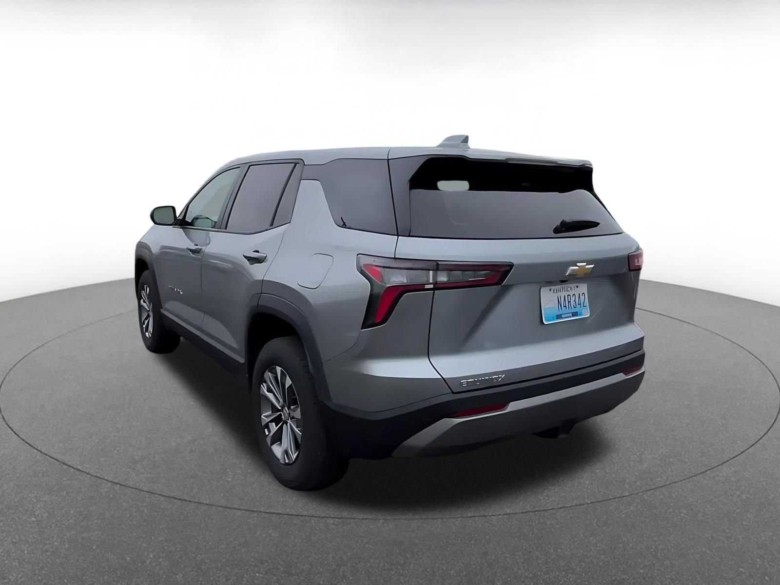 2025 Chevrolet Equinox LT - Photo 8