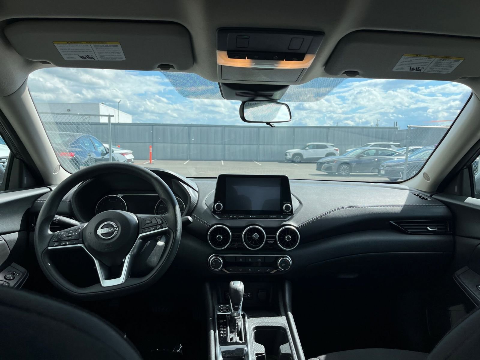 Thumbnail: 2025 Nissan Sentra - 32
