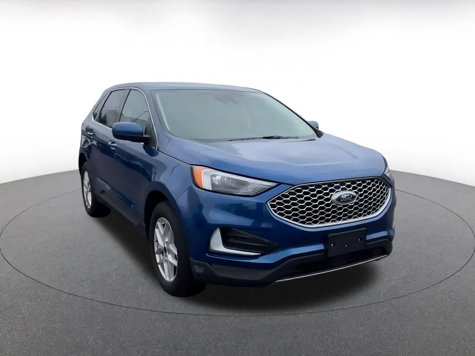 Thumbnail: 2024 Ford Edge - 3