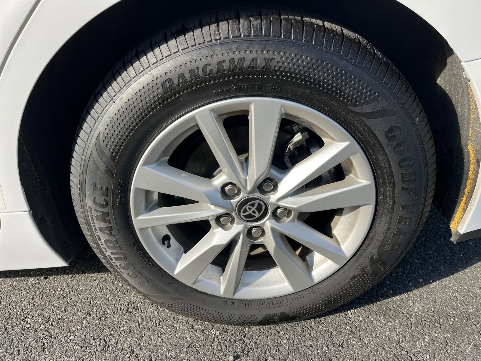 Thumbnail: 2025 Toyota Camry - 29