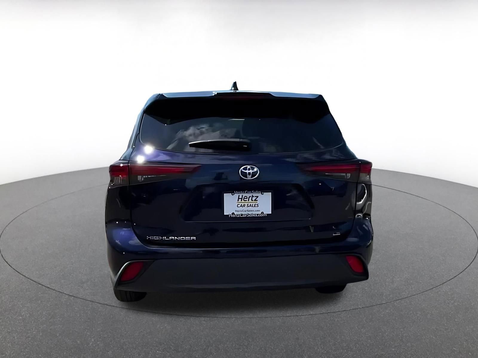 Thumbnail: 2025 Toyota Highlander - 12