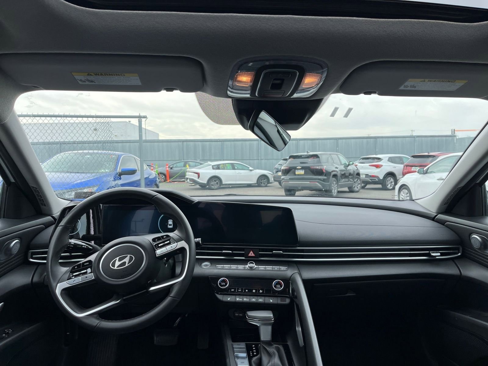 Thumbnail: 2025 Hyundai Elantra - 34