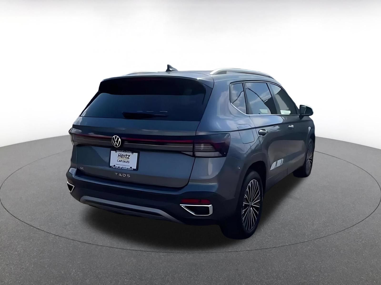 Thumbnail: 2025 Volkswagen Taos - 13