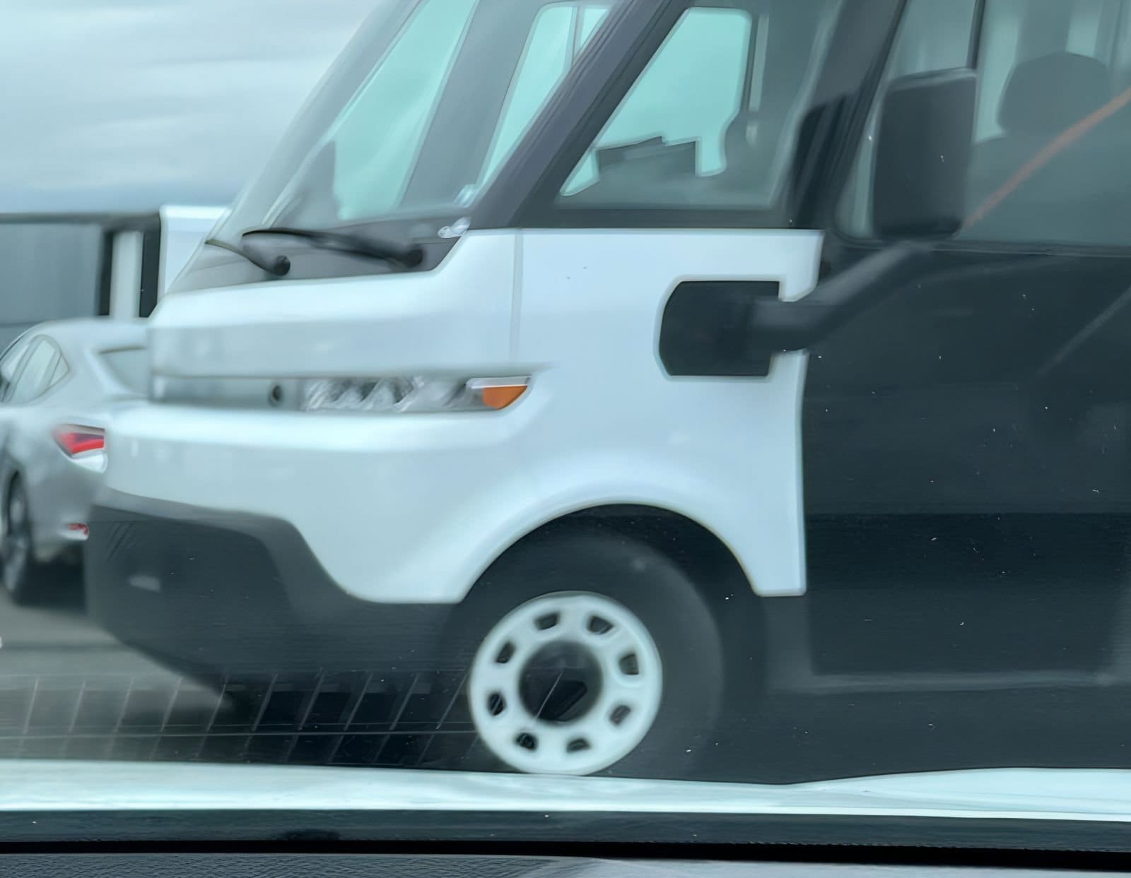 Thumbnail: 2024 Nissan Sentra - 10