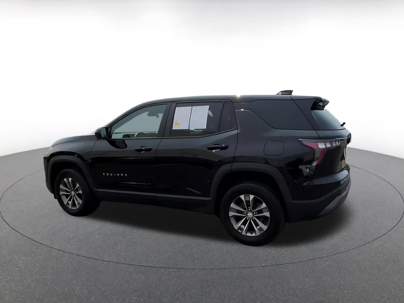 Thumbnail: 2025 Chevrolet Equinox - 8