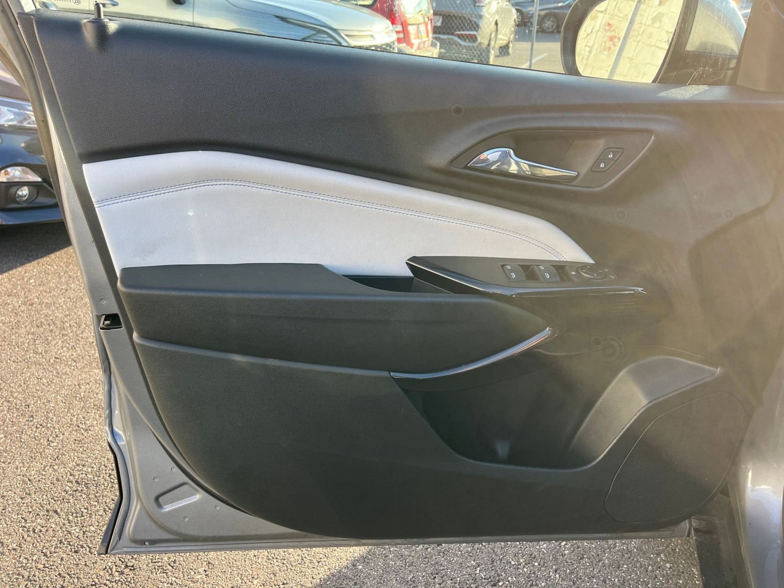 Thumbnail: 2025 Chevrolet Trax - 20