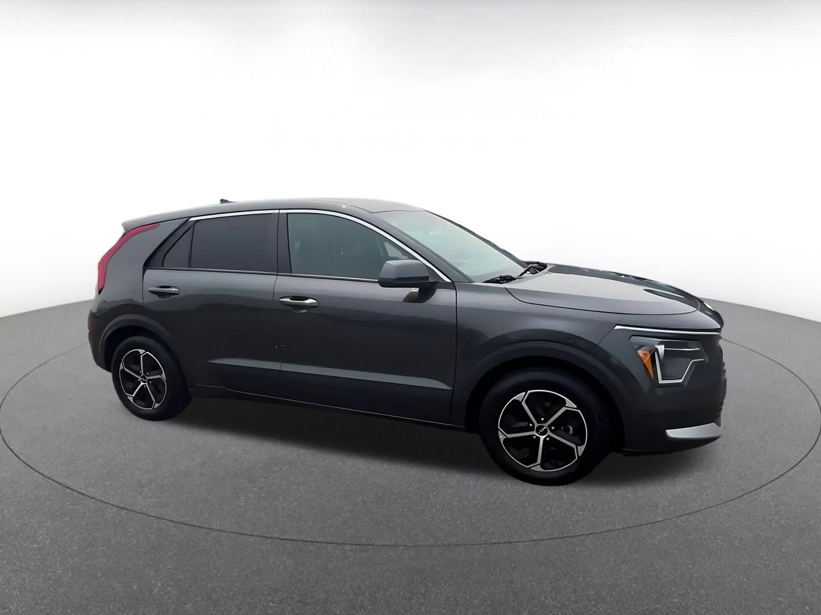 Thumbnail: 2026 Kia Niro - 2