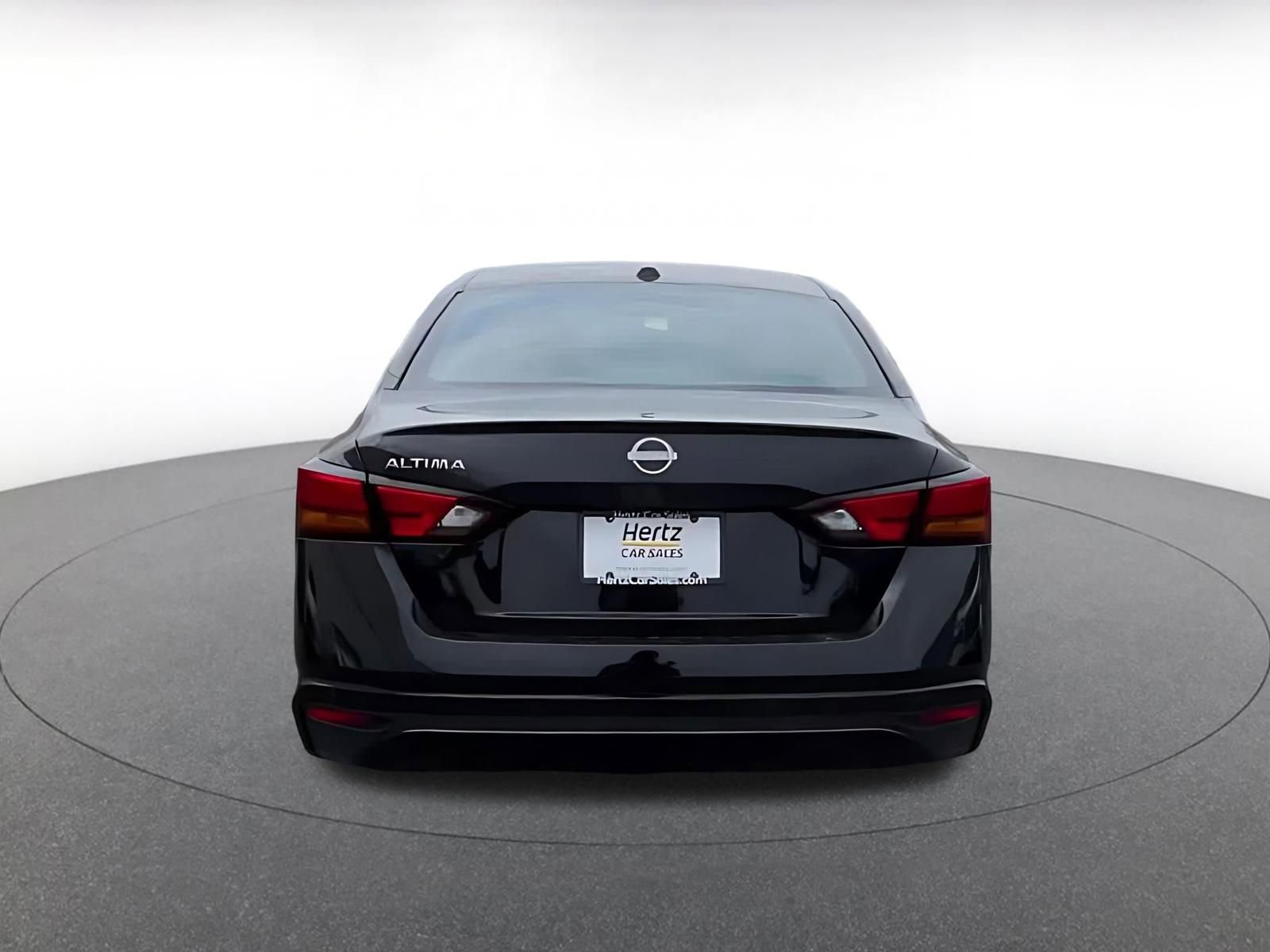 Thumbnail: 2025 Nissan Altima - 12