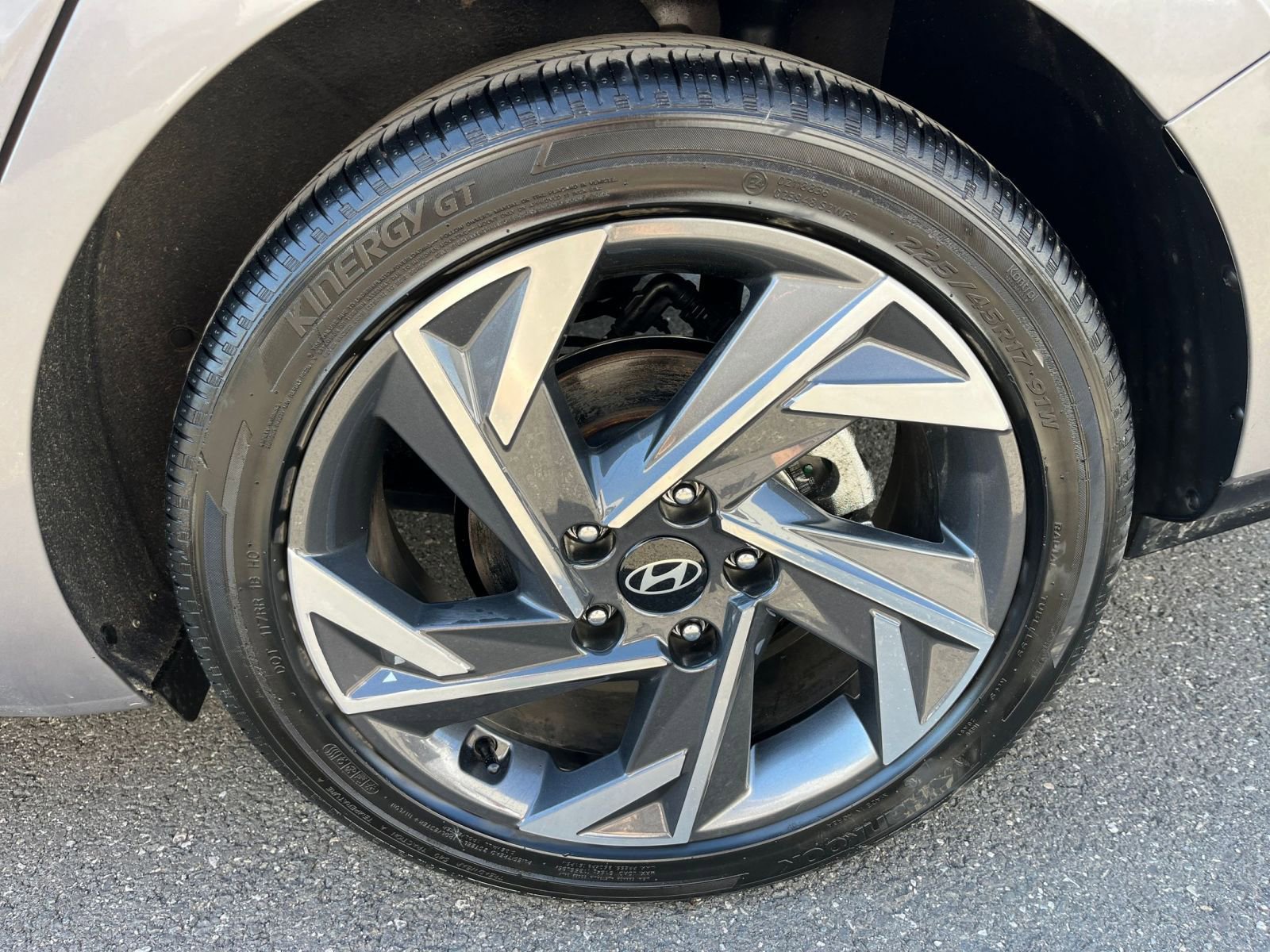 Thumbnail: 2025 Hyundai Elantra - 31