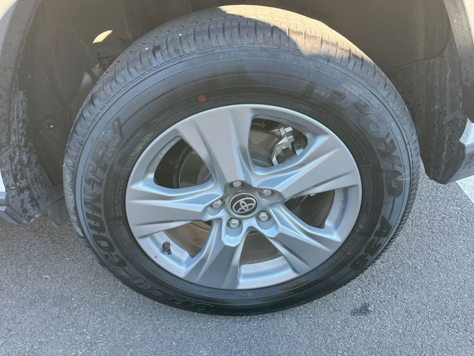 Thumbnail: 2025 Toyota RAV4 - 29