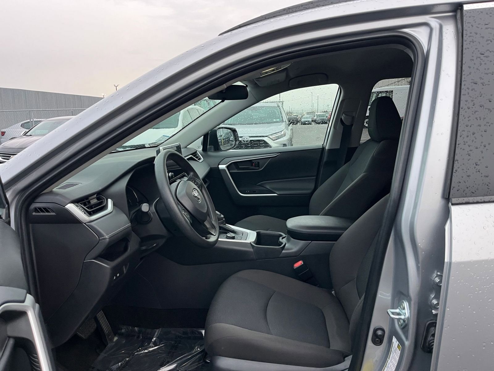 Thumbnail: 2025 Toyota RAV4 - 26