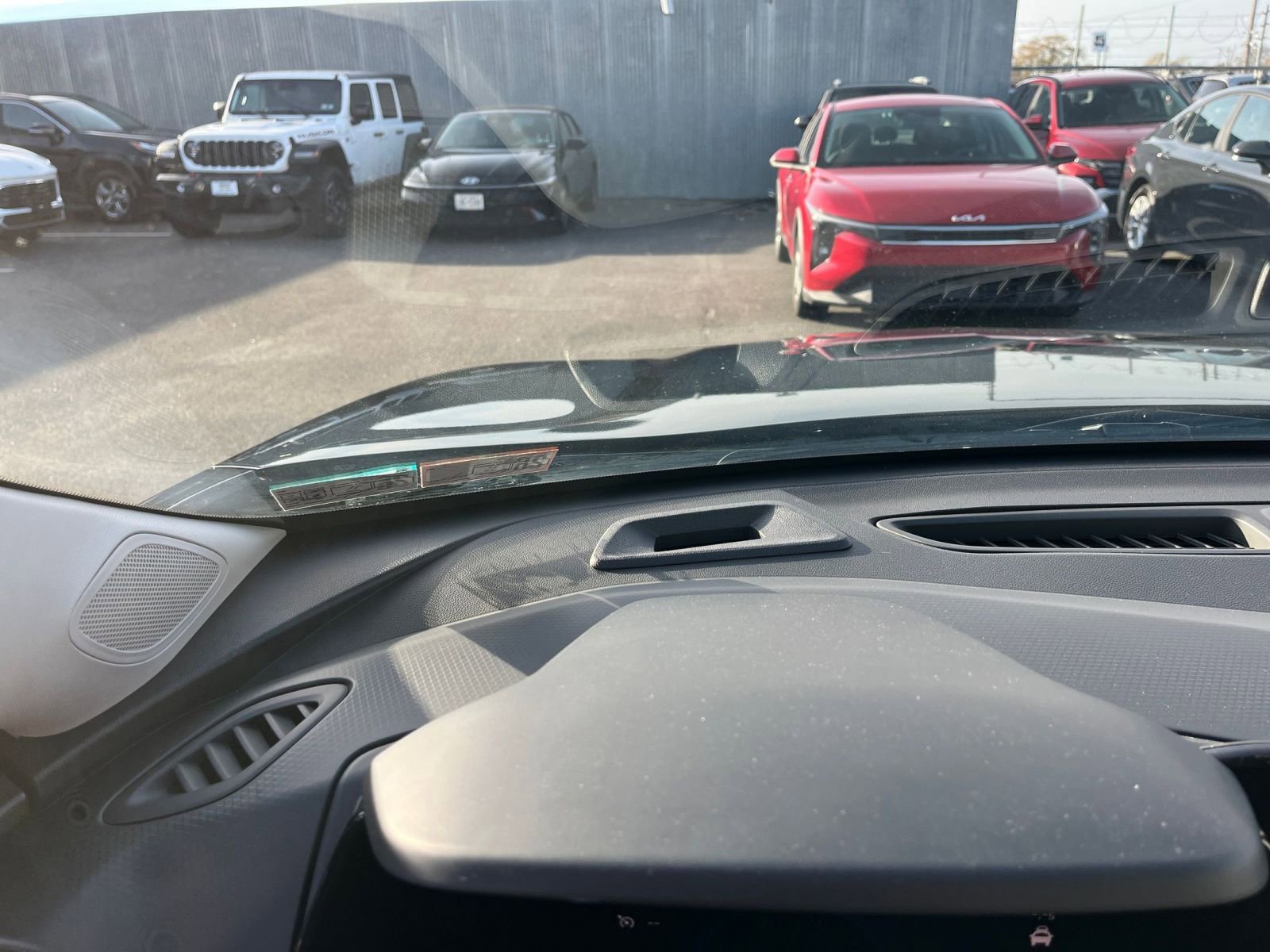 Thumbnail: 2025 Chevrolet Trax - 33