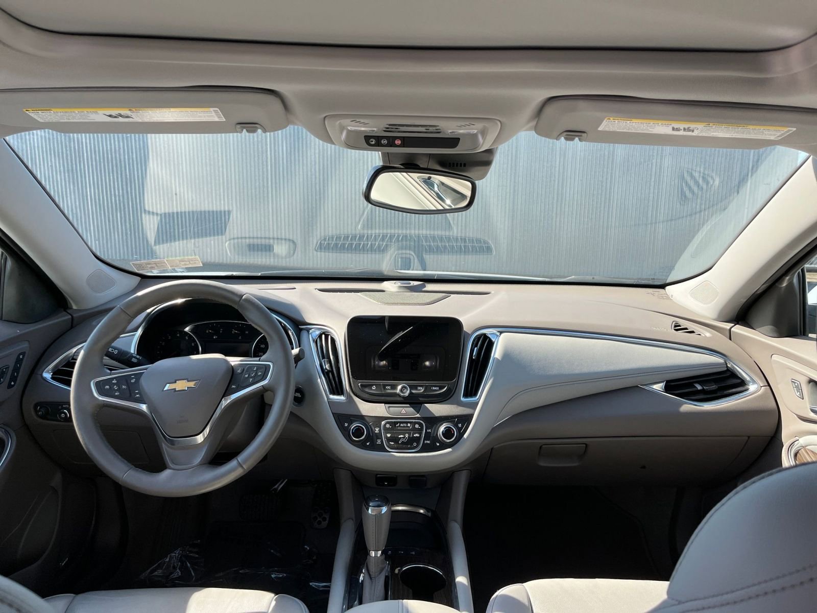 Thumbnail: 2017 Chevrolet Malibu - 33