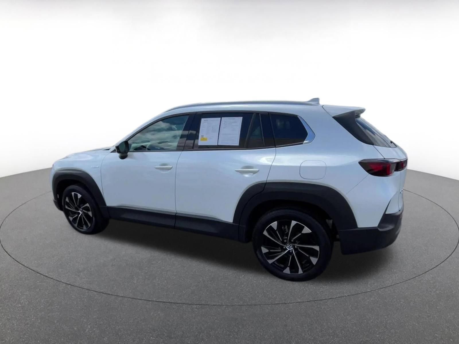 Thumbnail: 2025 Mazda CX-50 - 10