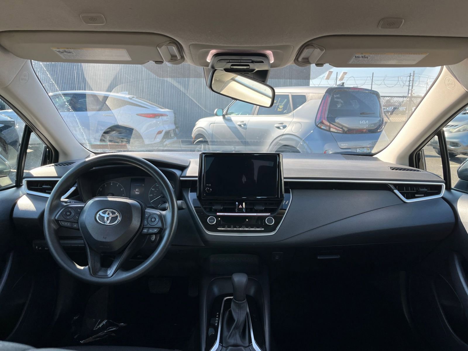 Thumbnail: 2025 Toyota Corolla - 32