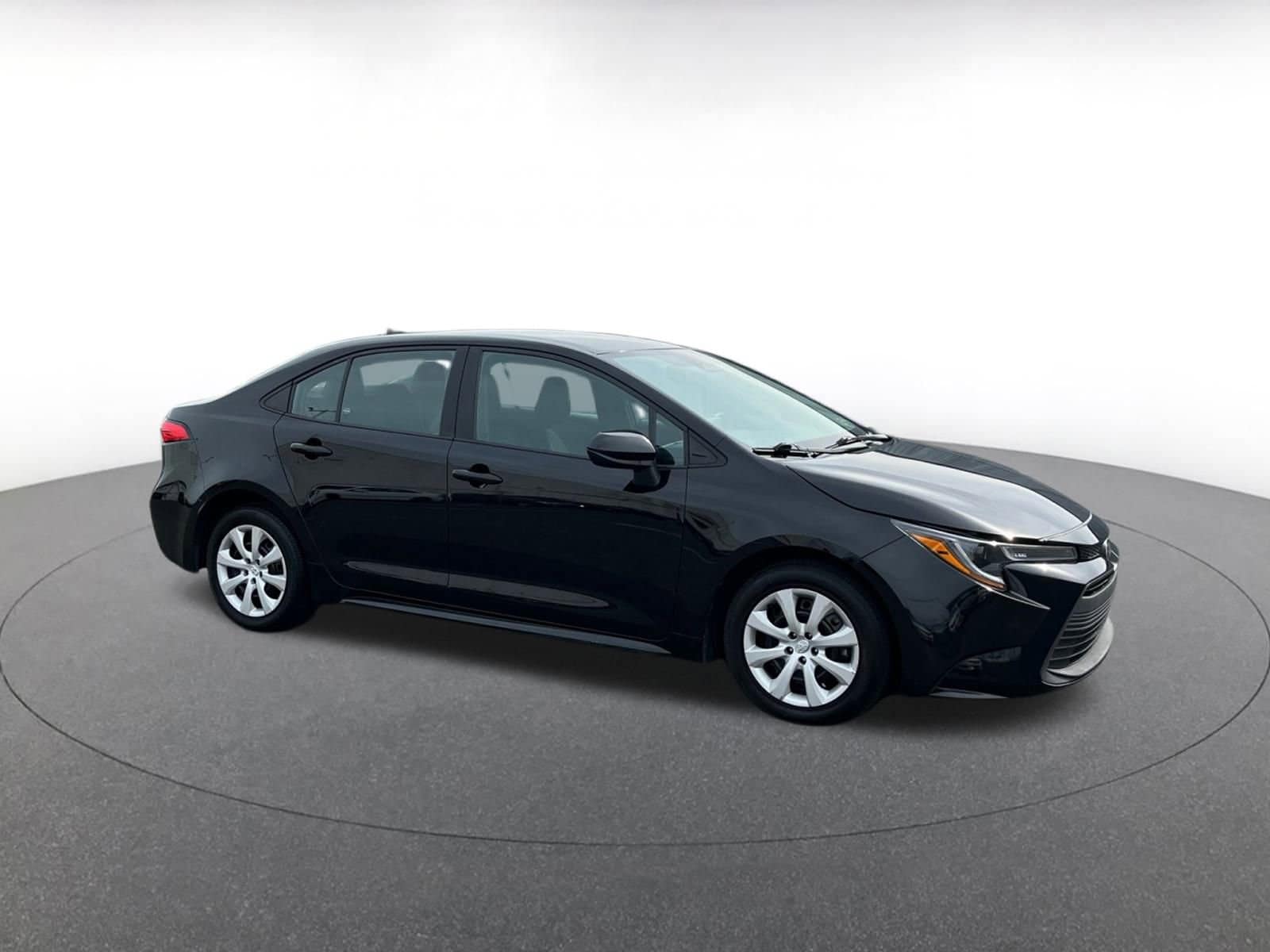 Thumbnail: 2024 Toyota Corolla - 1