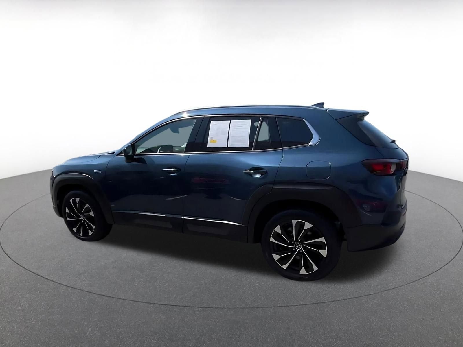 Thumbnail: 2025 Mazda CX-50 - 10