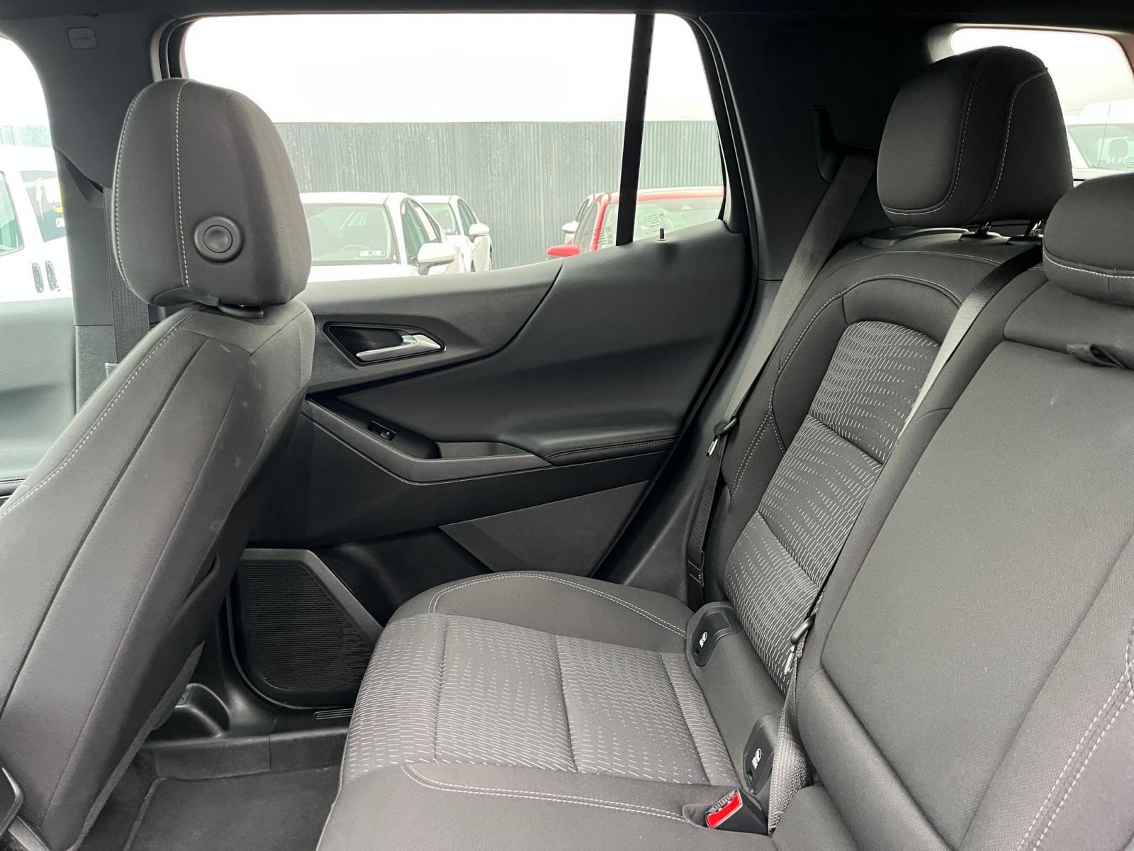 2025 Chevrolet Equinox LT - Photo 33