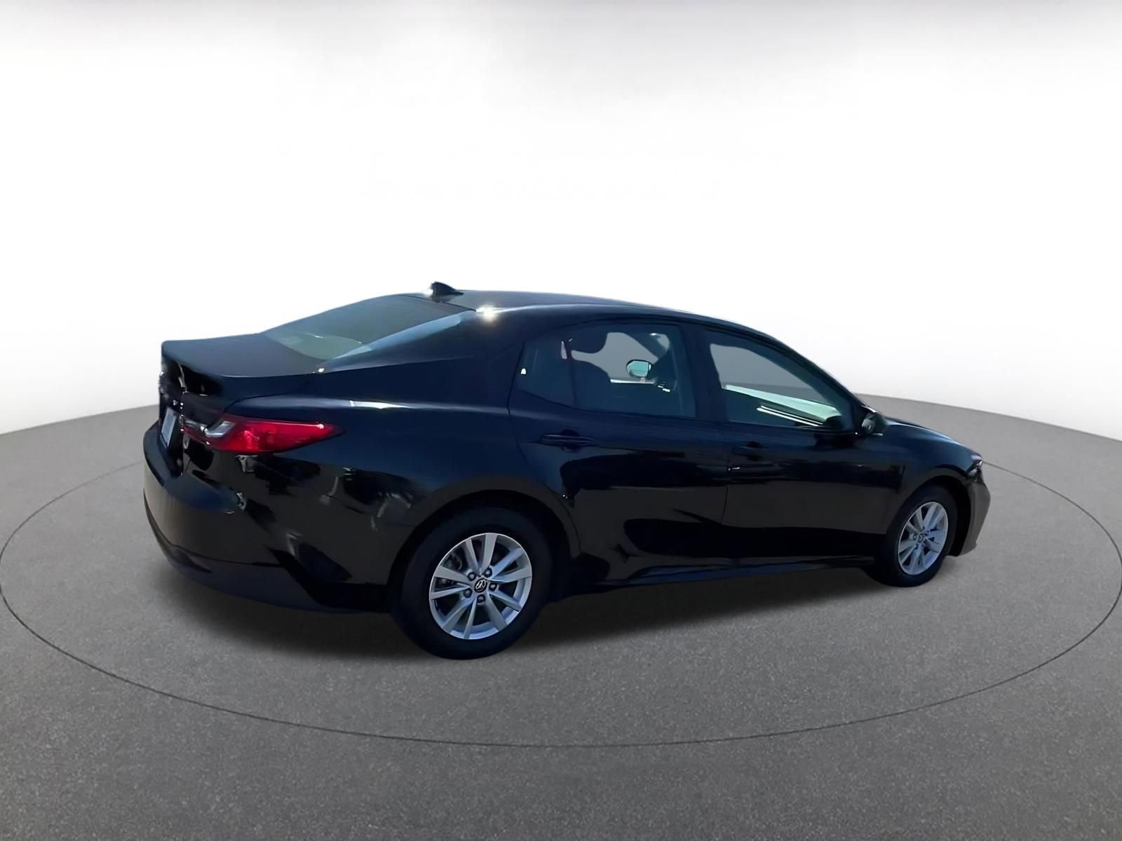 Thumbnail: 2025 Toyota Camry - 13