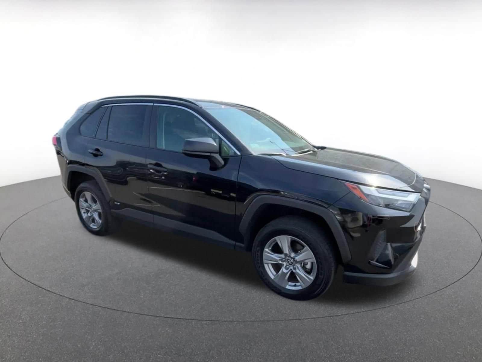 Thumbnail: 2025 Toyota RAV4 - 2