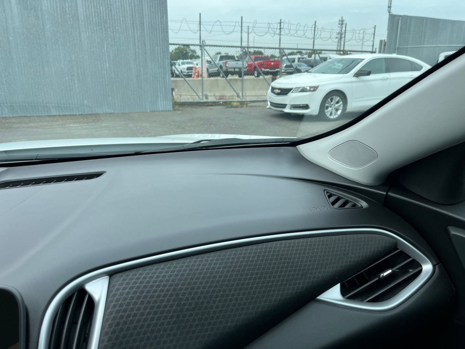 Thumbnail: 2024 Chevrolet Malibu - 34