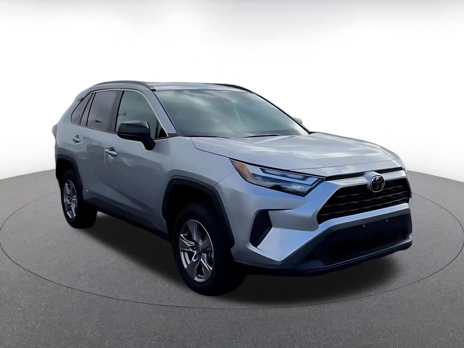 Thumbnail: 2025 Toyota RAV4 - 3