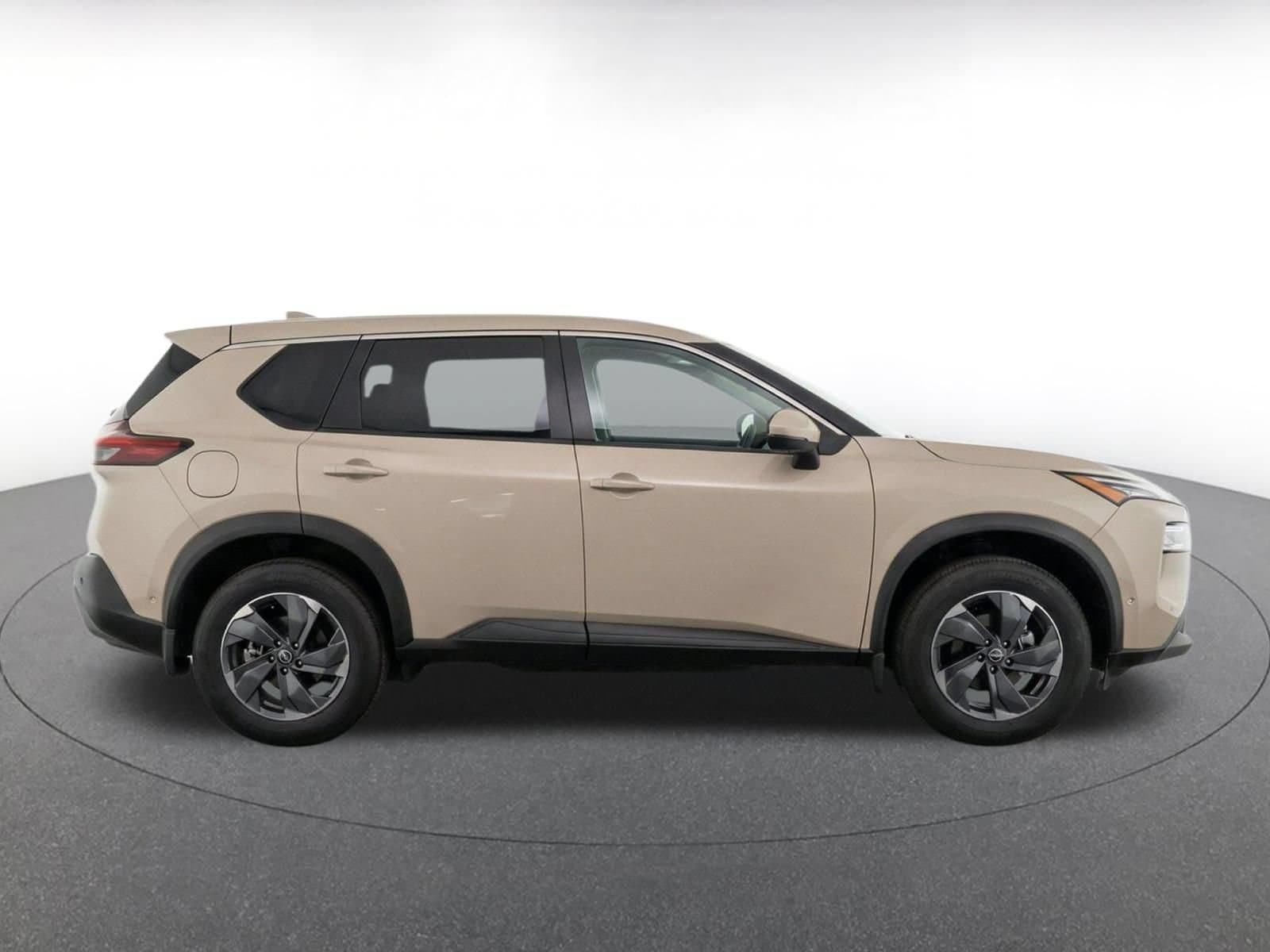 Thumbnail: 2025 Nissan Rogue - 10