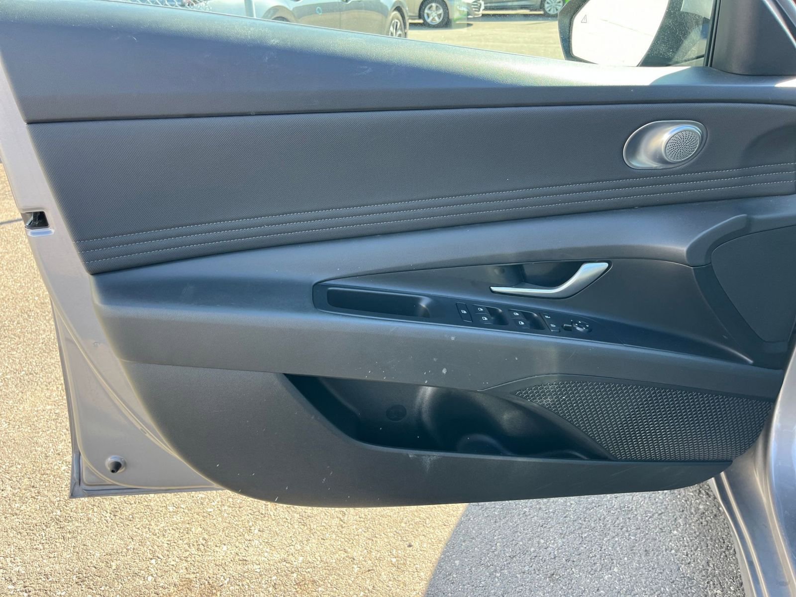 Thumbnail: 2025 Hyundai Elantra - 18