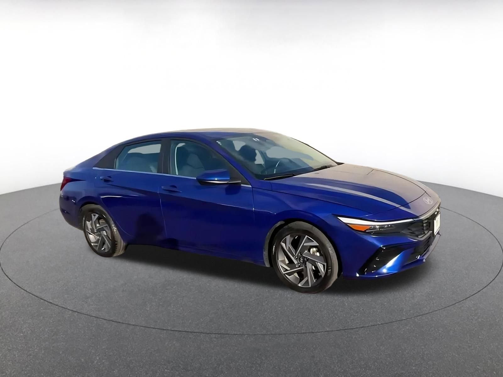 Thumbnail: 2025 Hyundai Elantra - 1