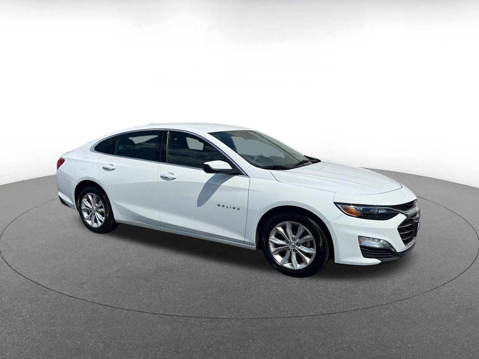 Thumbnail: 2024 Chevrolet Malibu - 1