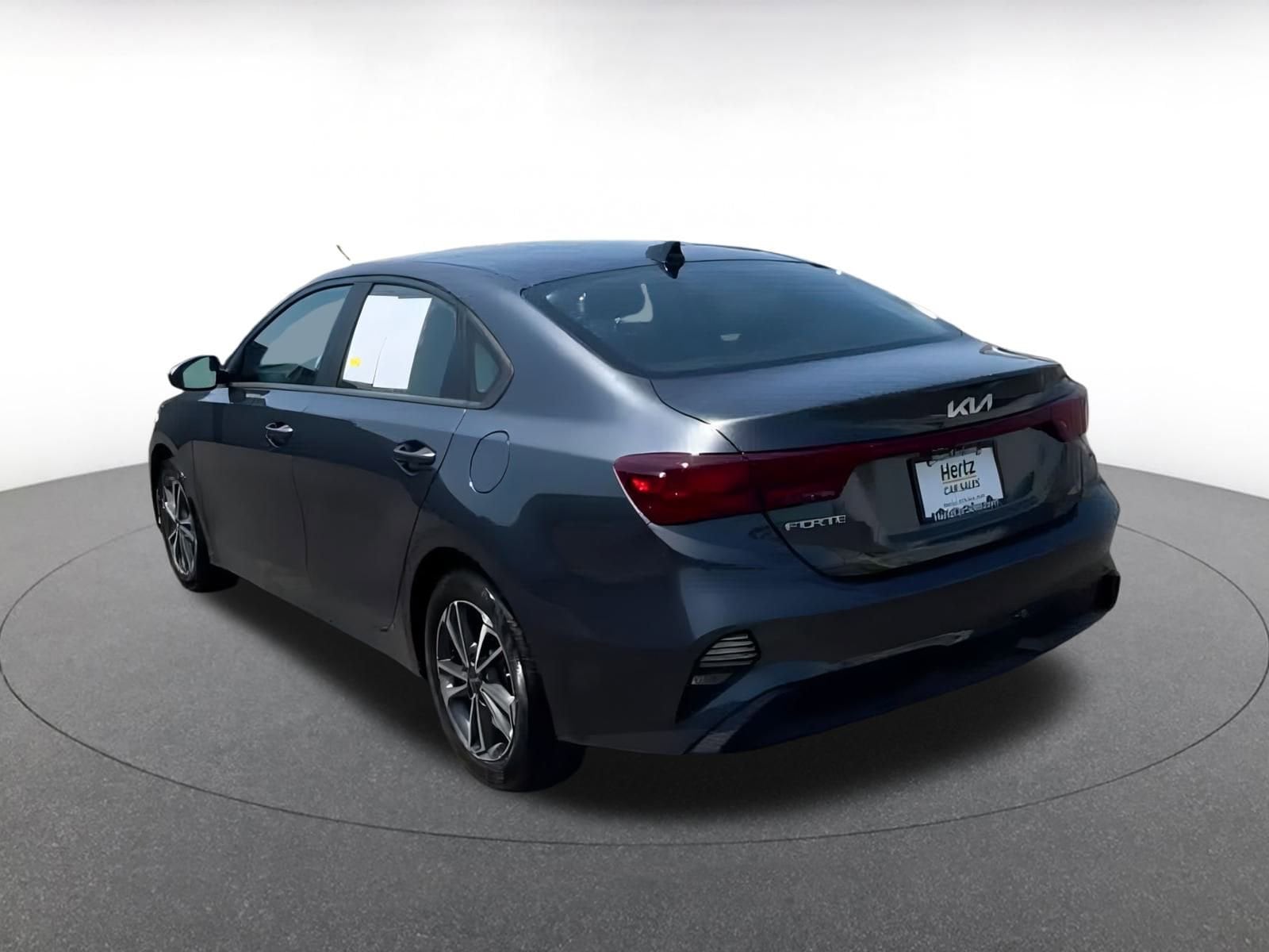Thumbnail: 2023 Kia Forte - 11