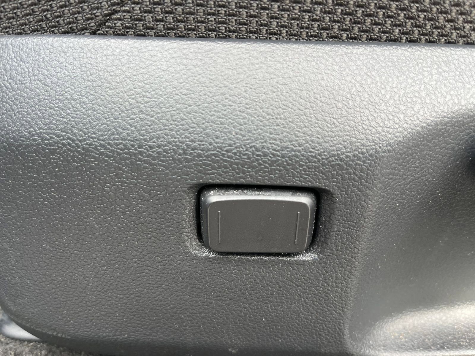 Thumbnail: 2025 Toyota 4Runner - 23