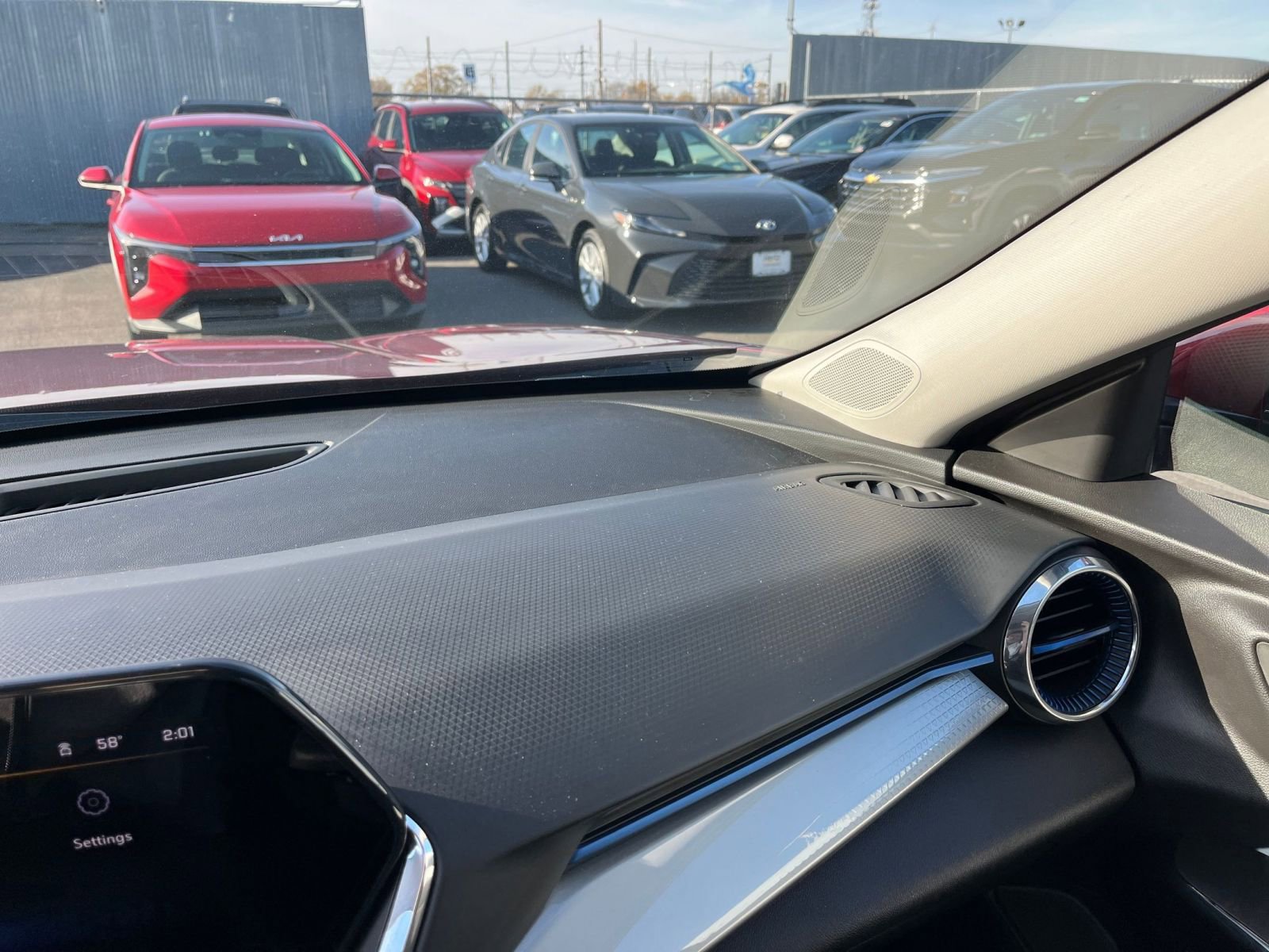 Thumbnail: 2025 Chevrolet Trax - 34