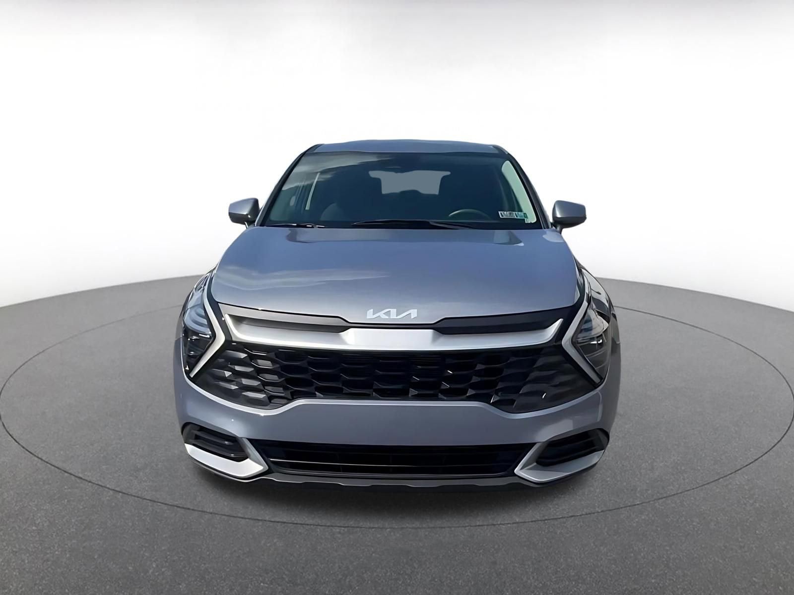 Thumbnail: 2025 Kia Sportage - 3