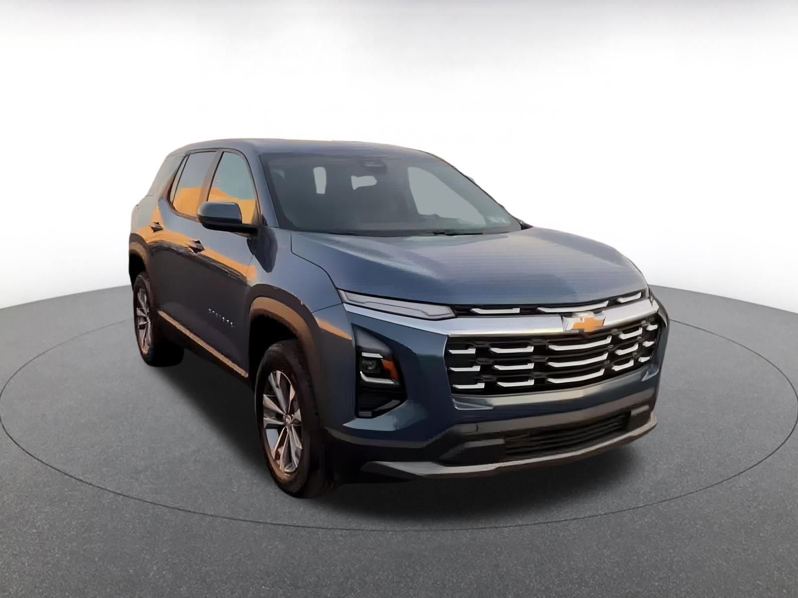 Thumbnail: 2025 Chevrolet Equinox - 3