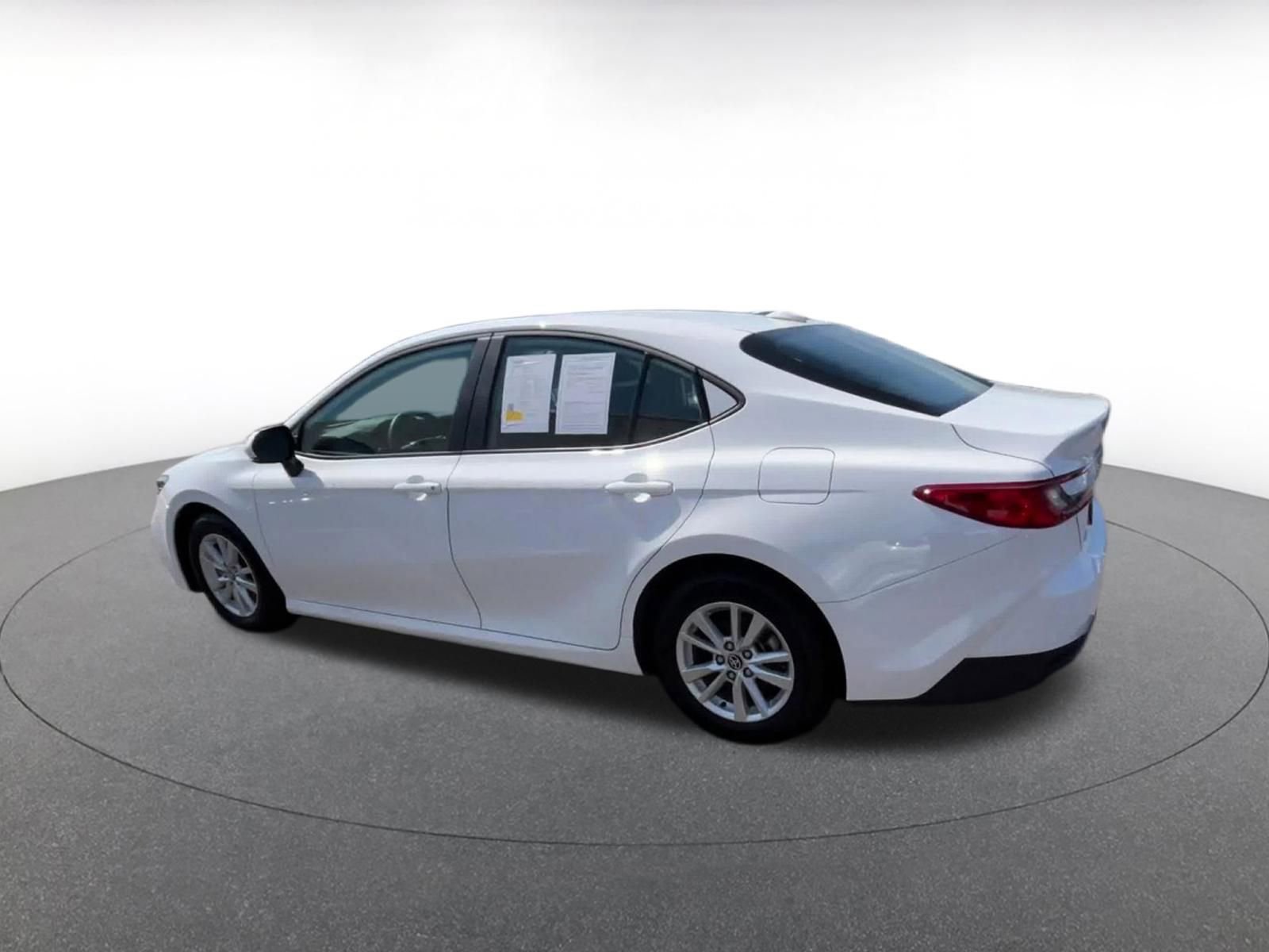 Thumbnail: 2025 Toyota Camry - 11