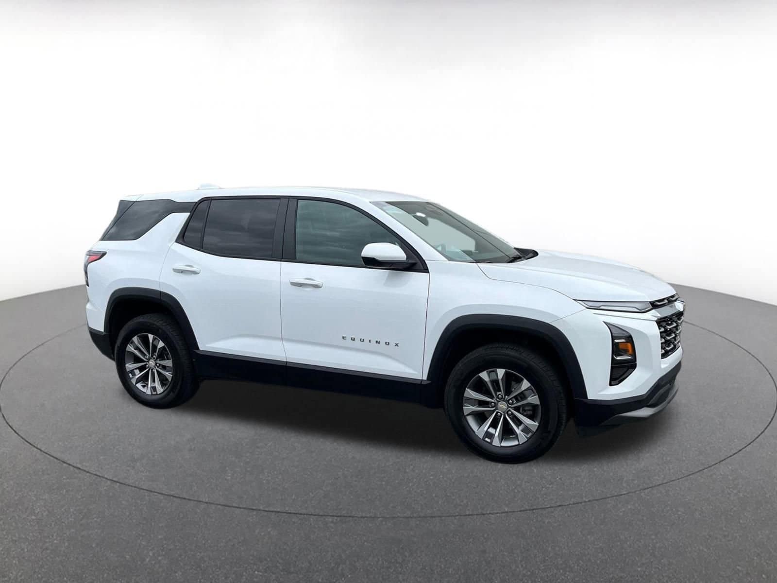 Thumbnail: 2025 Chevrolet Equinox - 1