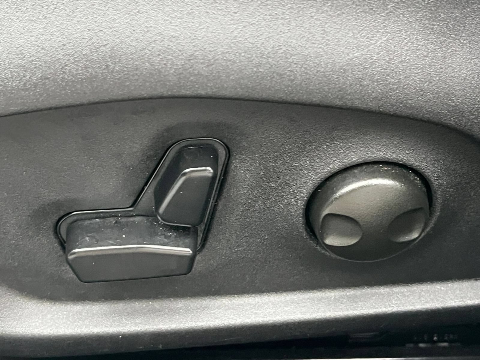 Thumbnail: 2026 Jeep Compass - 21