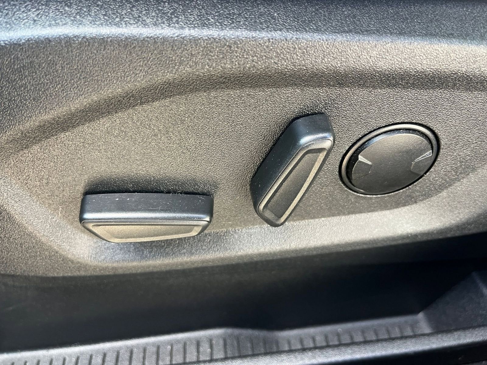 Thumbnail: 2024 Ford Edge - 23