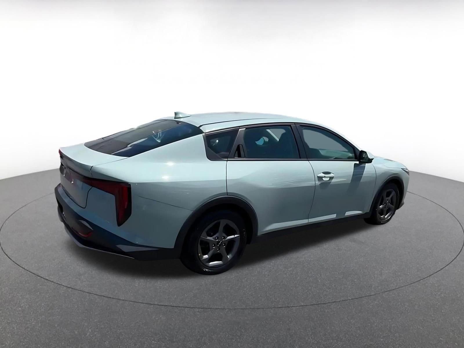 Thumbnail: 2025 Kia K4 - 15