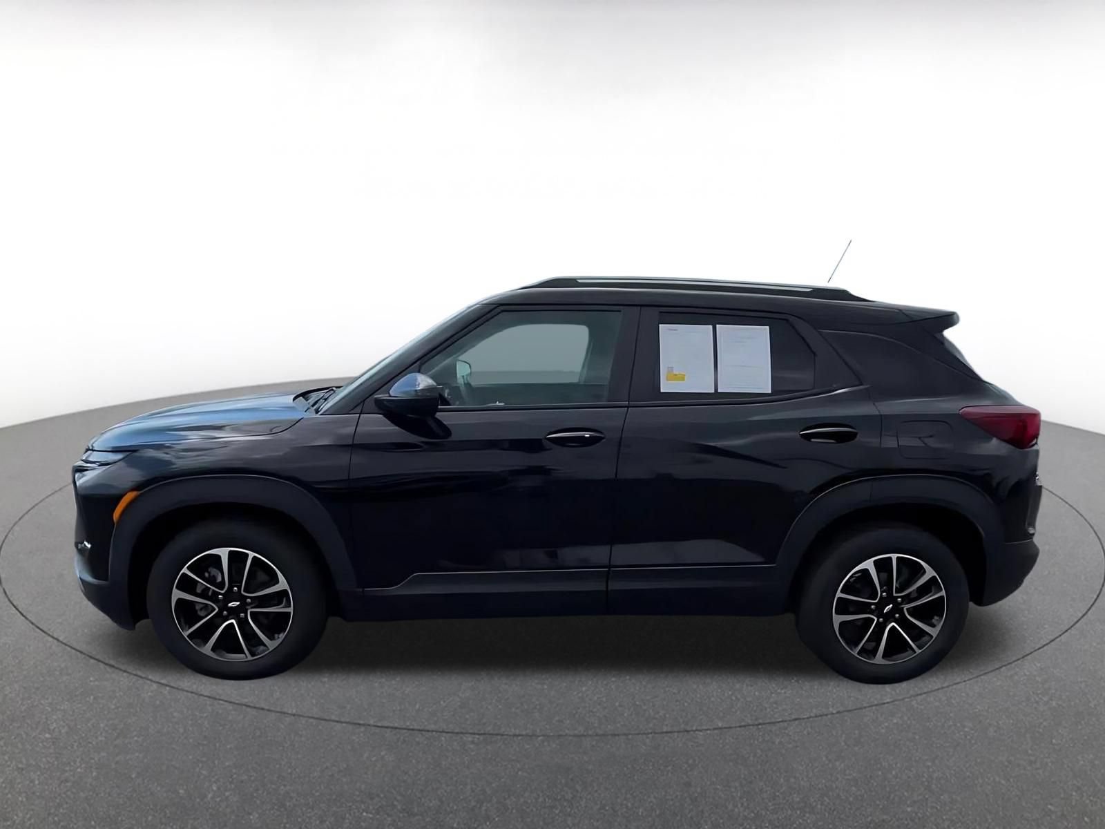 Thumbnail: 2025 Chevrolet TrailBlazer - 8